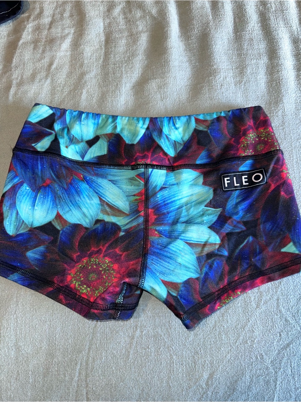 FLEO Neon Azul 🌺🩵💙 - Picture 2 of 3